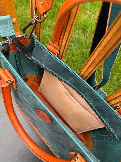 Handbag tote with crossbody strap